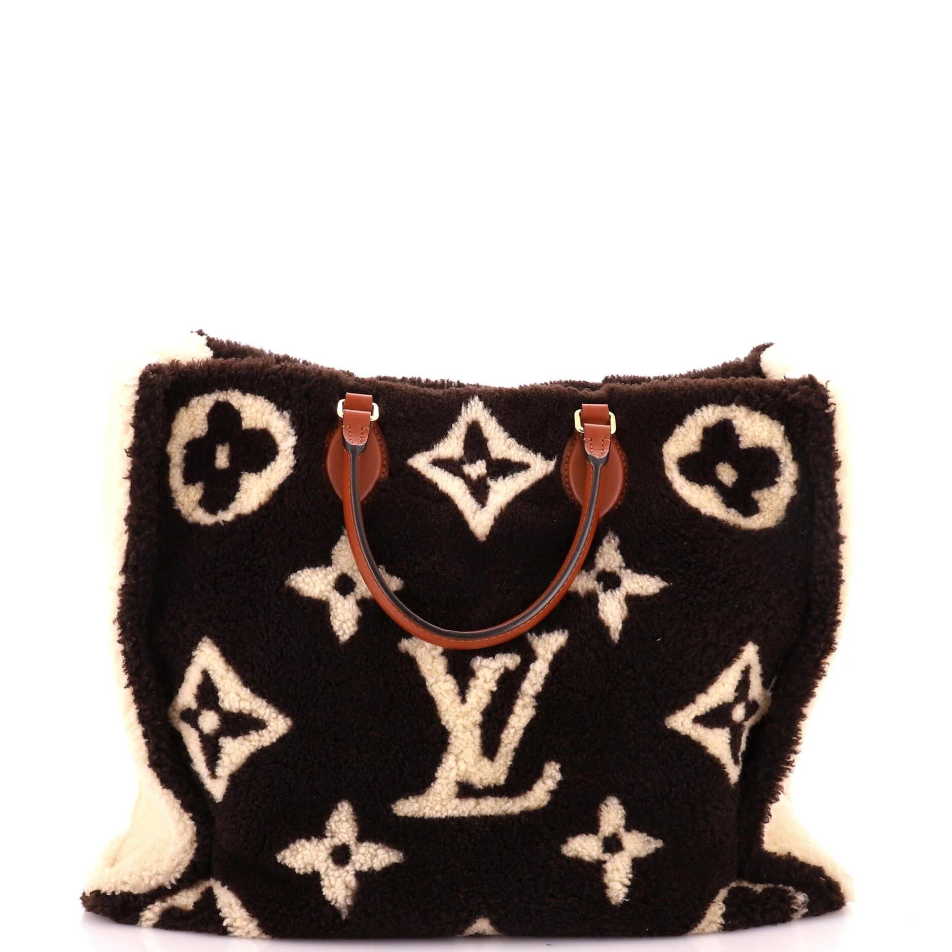 Wool tote