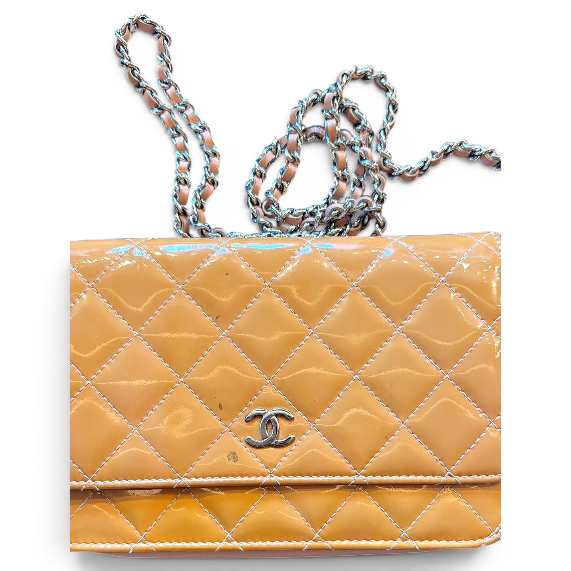 Wallet On Chain Timeless/Classique patent leather crossbody bag