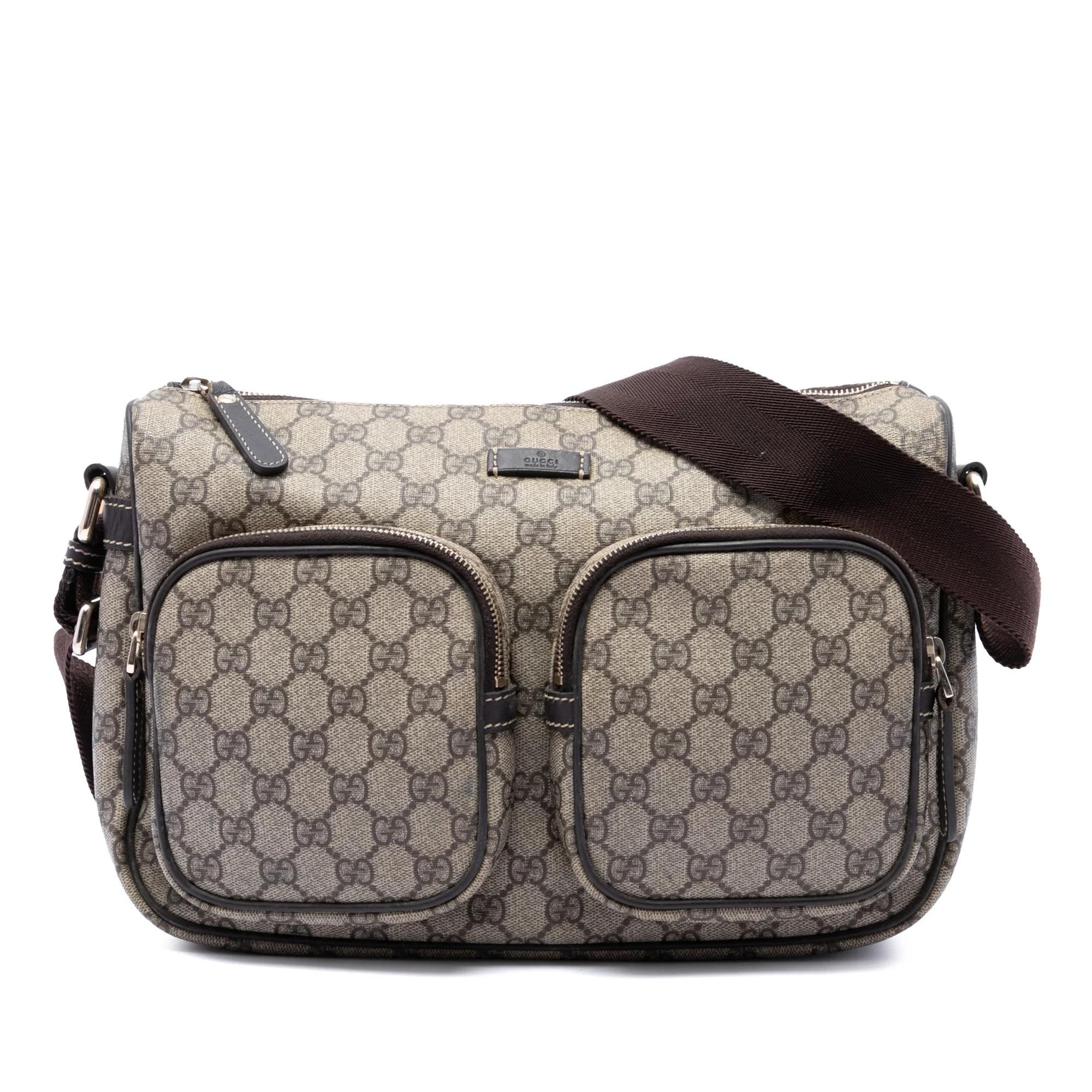 Gucci B leather handbag