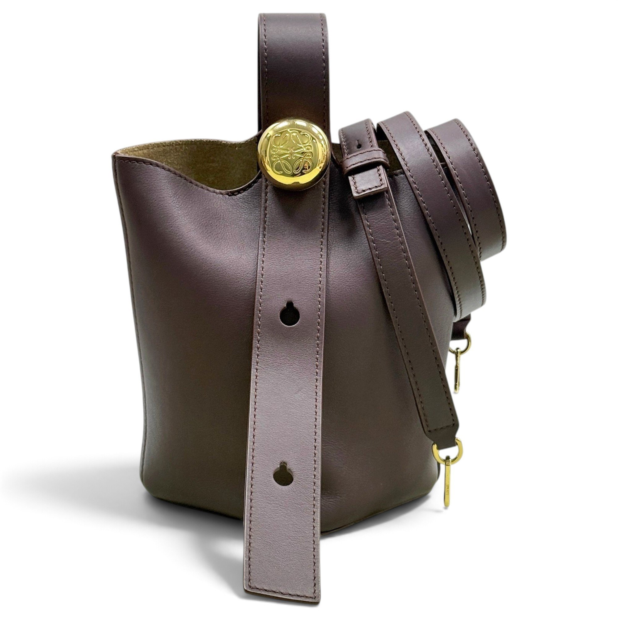 Pebble leather crossbody bag