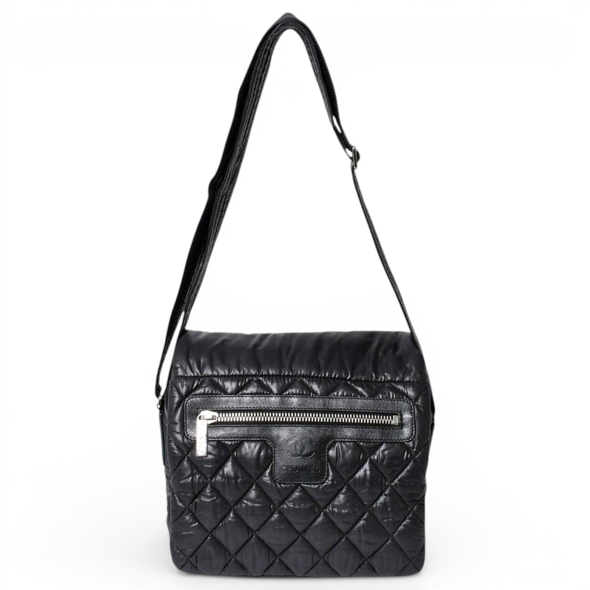 Cocoon handbag