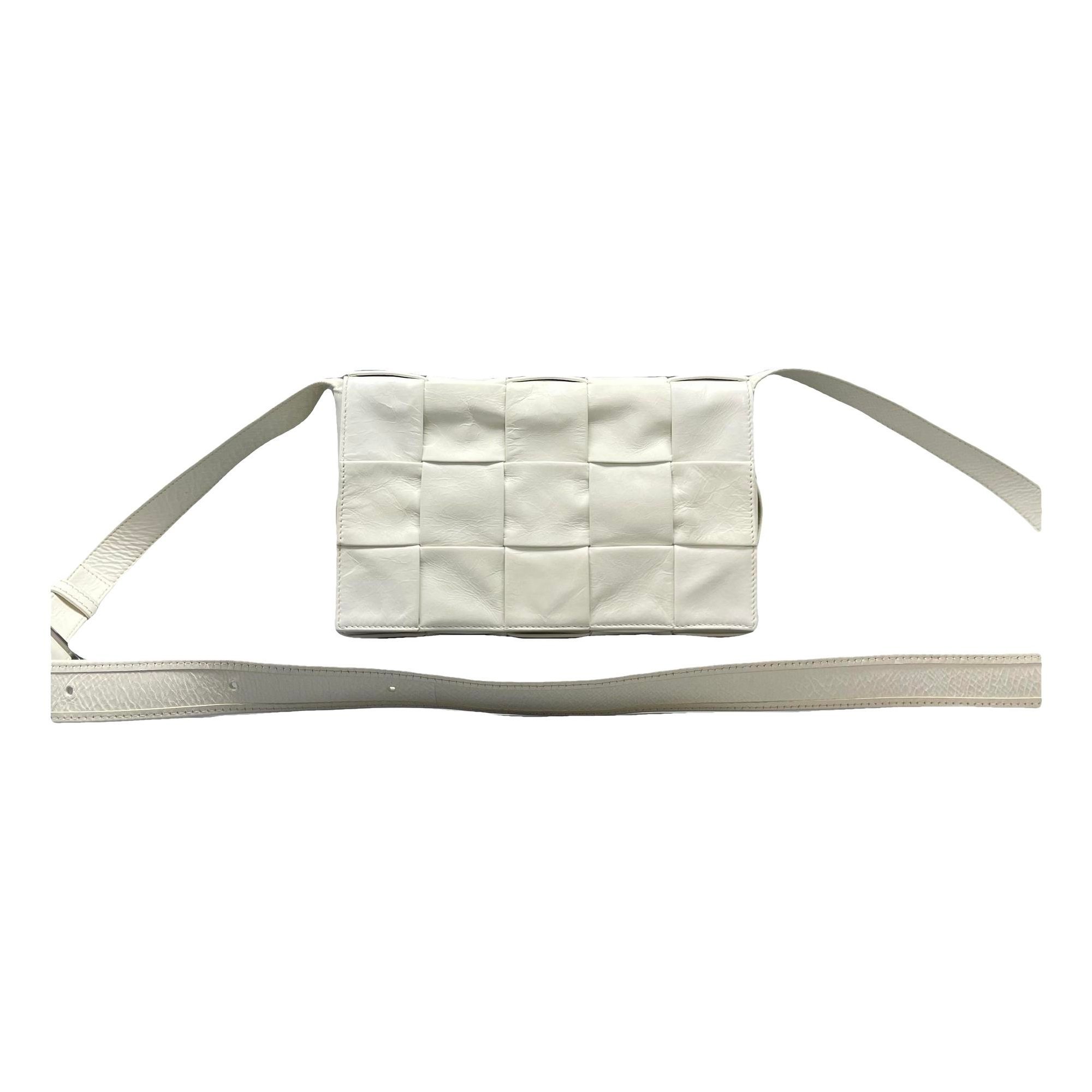 Cassette leather handbag
