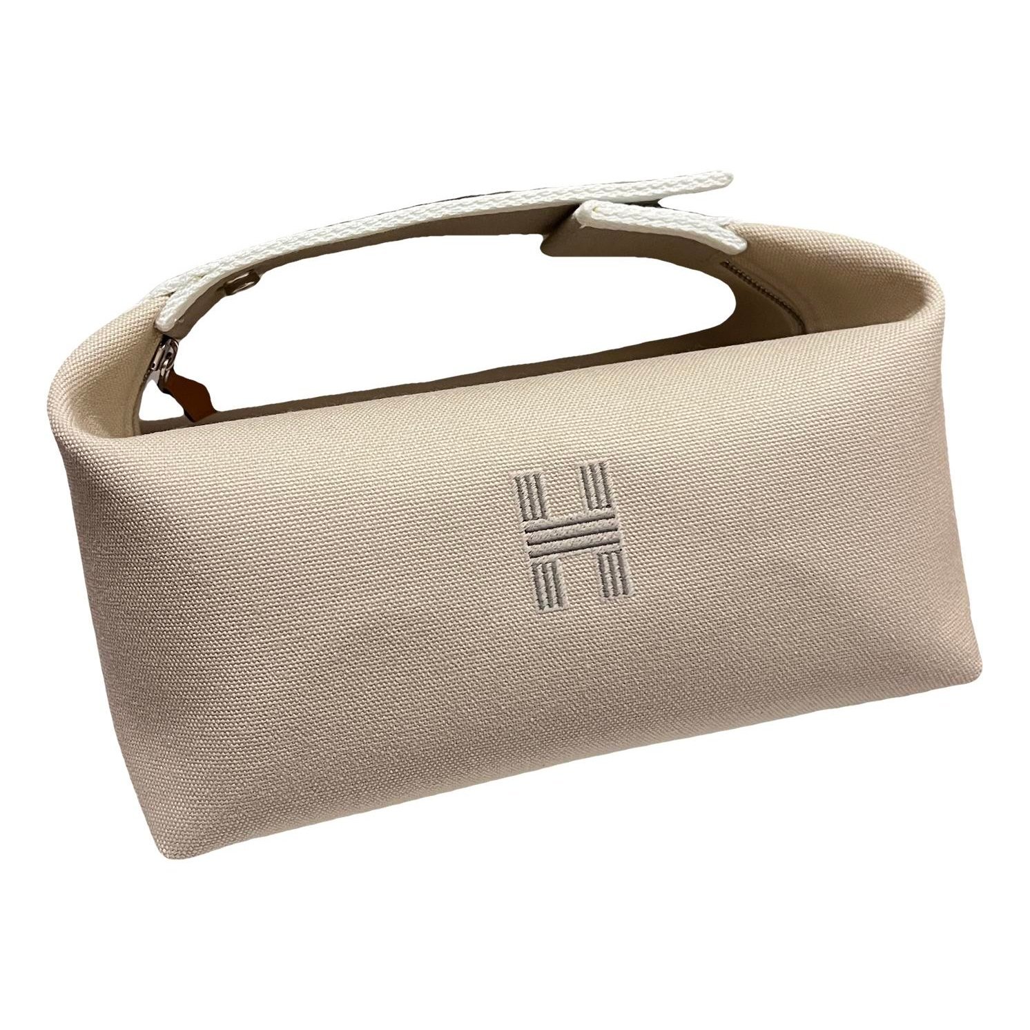 Bride à brac vanity case
