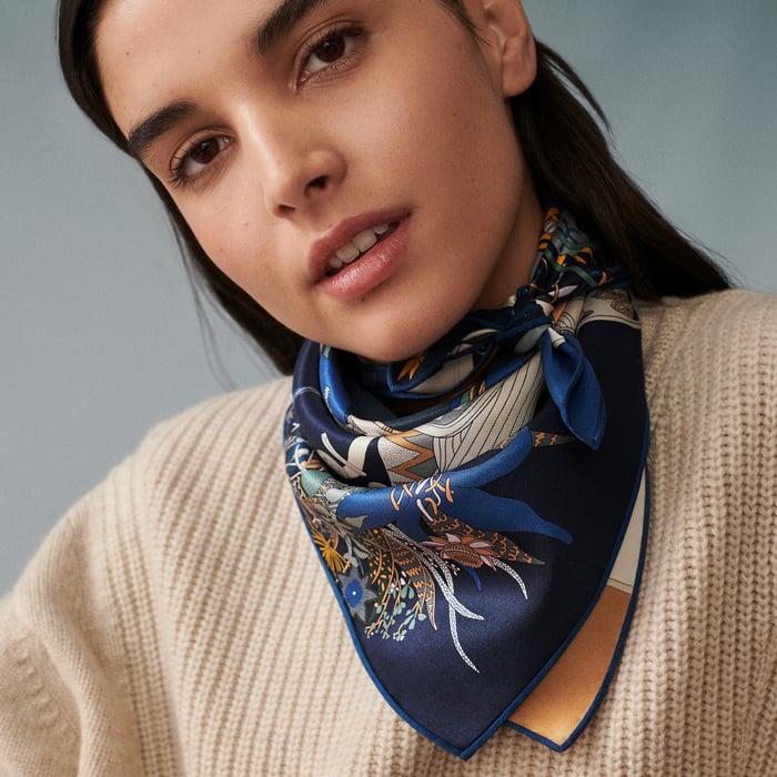 En Studio Scarf 70