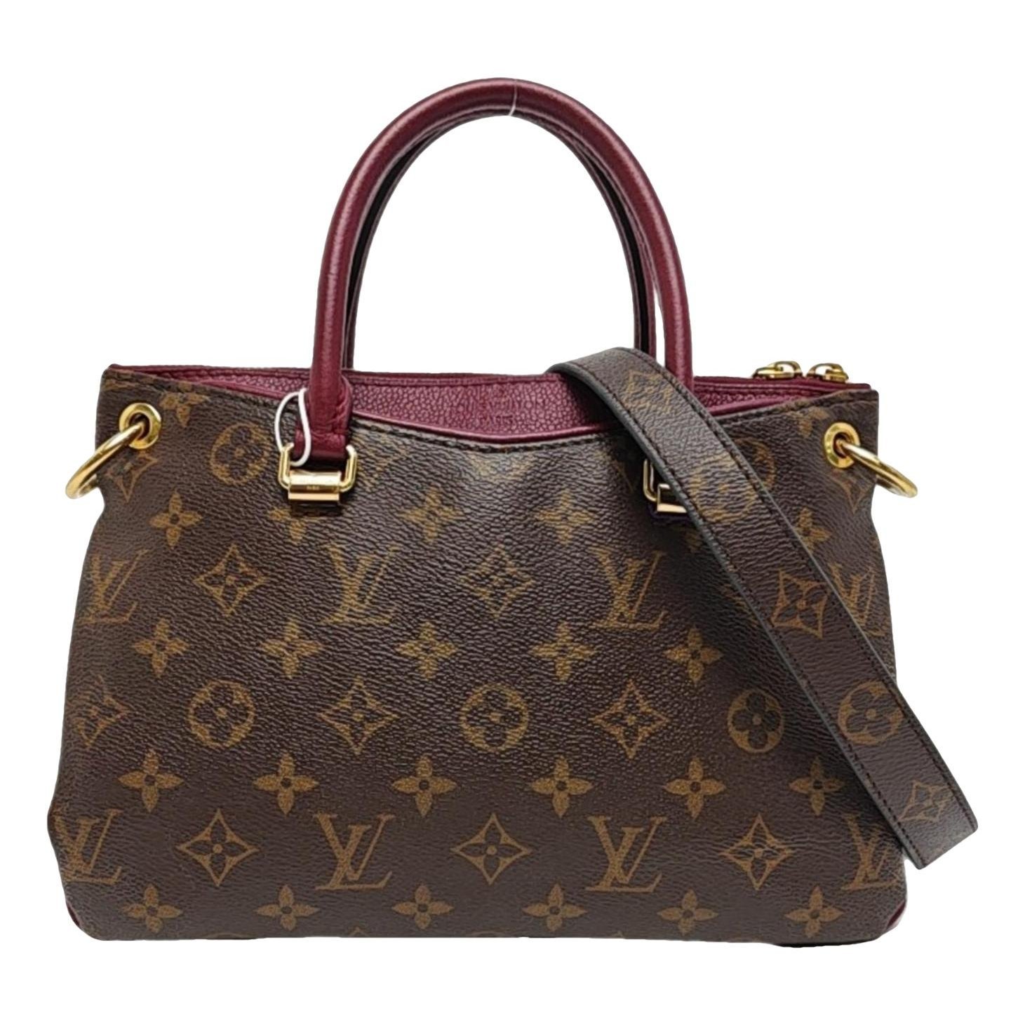 Pallas leather handbag