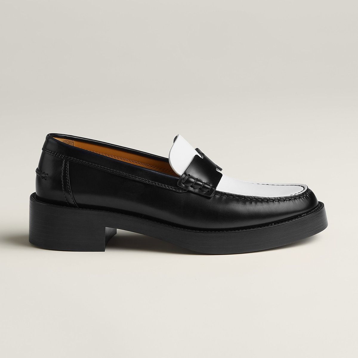Hour loafer