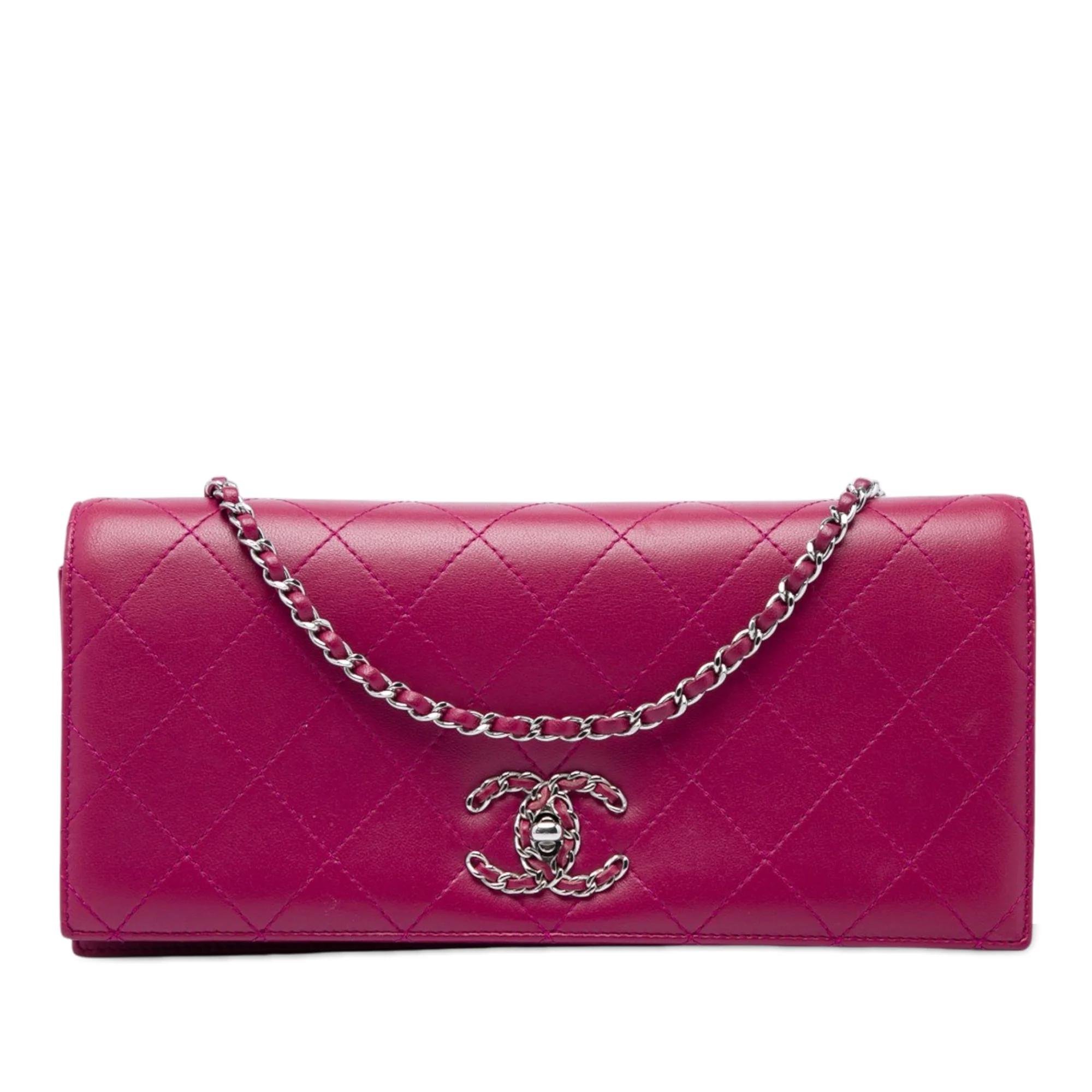 Chanel 19 pony-style calfskin handbag