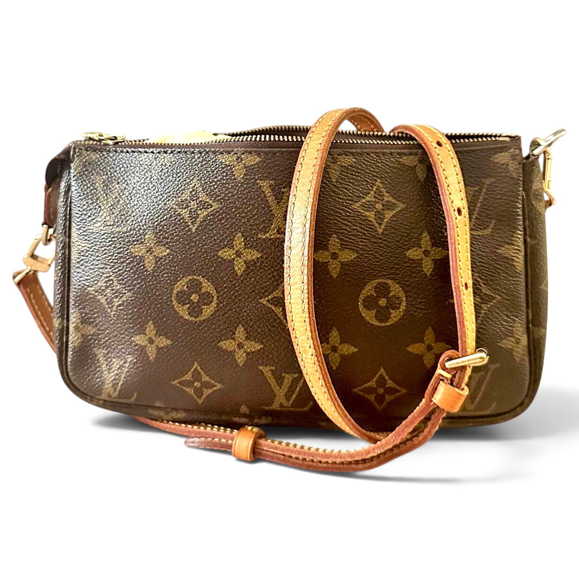 Louis Vuitton Pochette Accessoire cloth crossbody bag