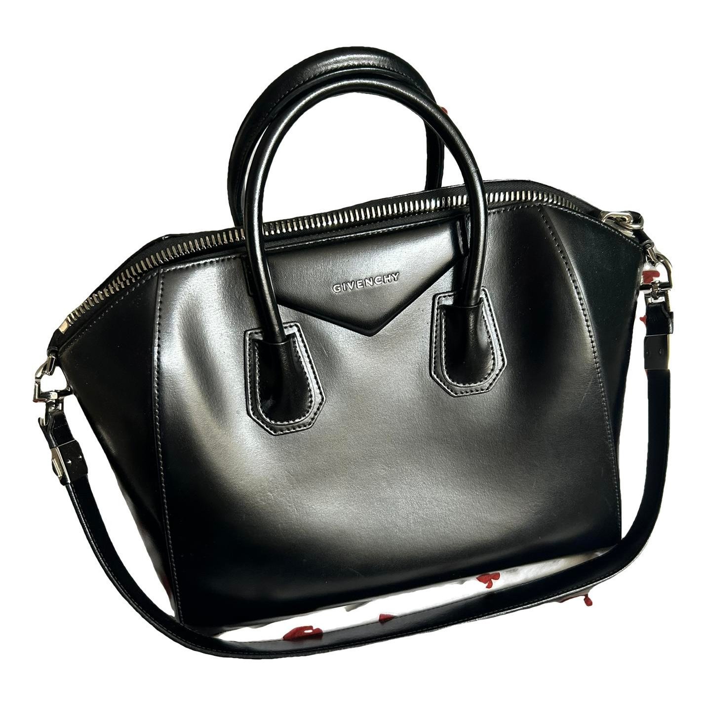 Antigona leather handbag