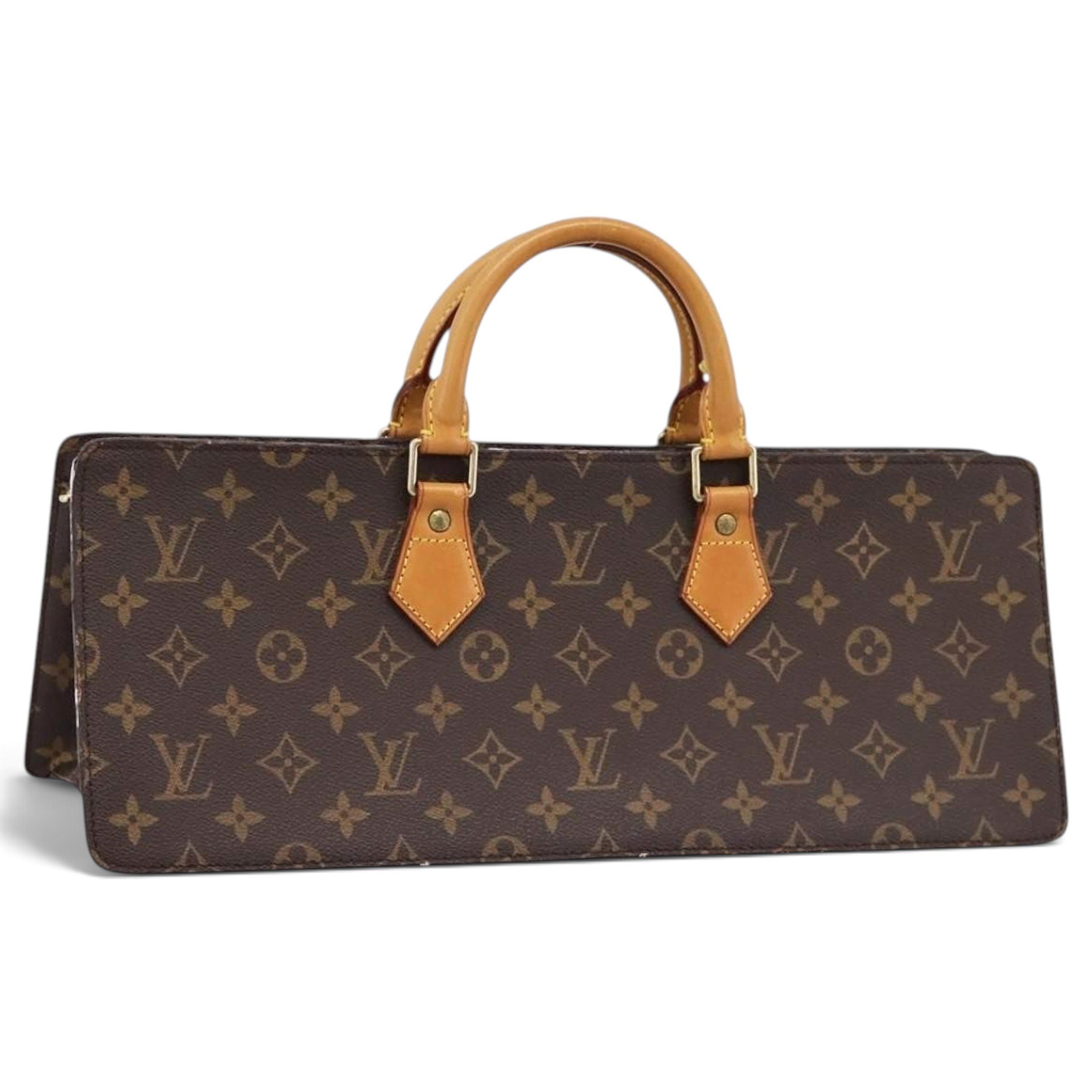 Triangle leather handbag