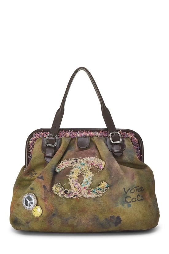 Green Graffiti Canvas On The Pavements Bowling Bag