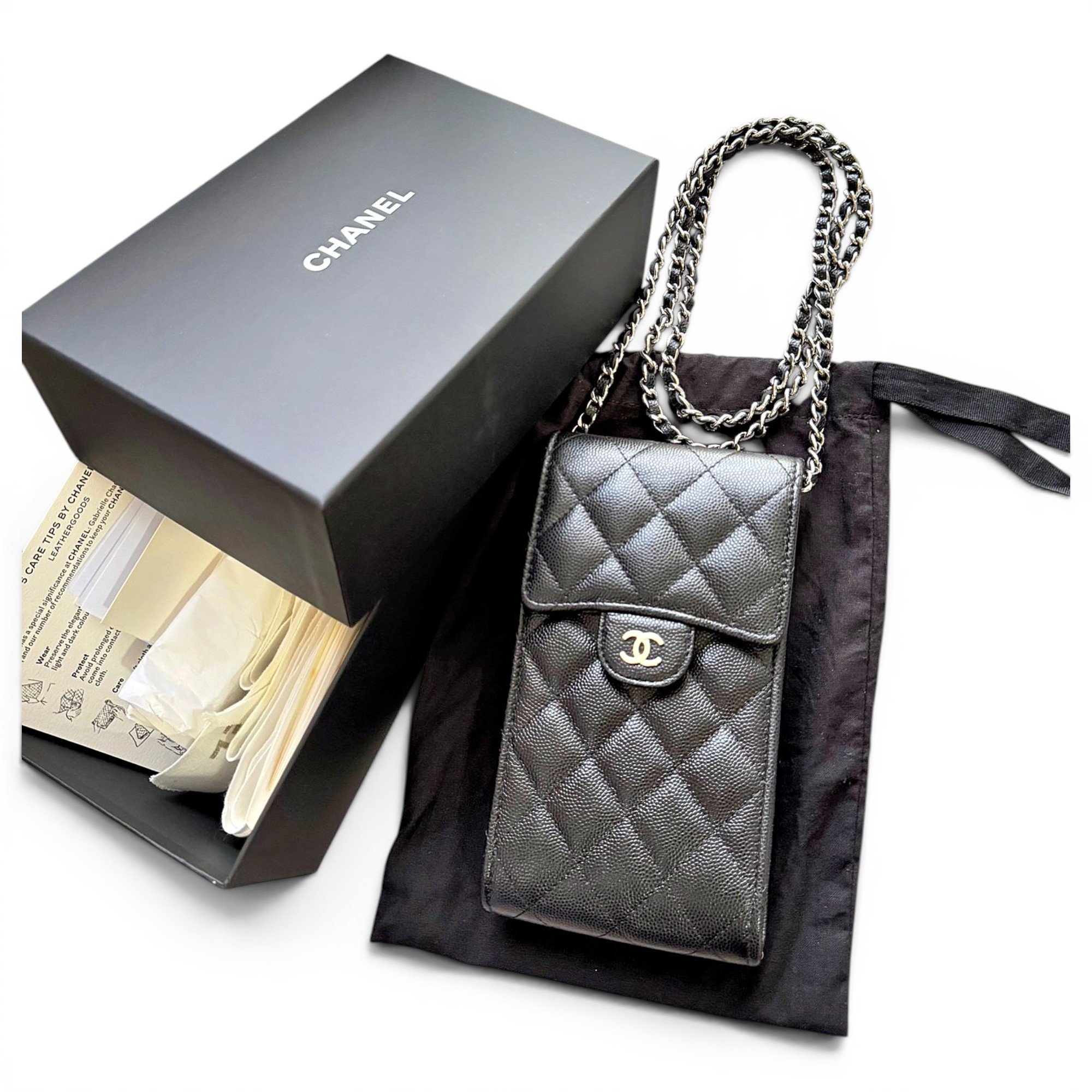 Wallet On Chain Timeless/Classique leather crossbody bag