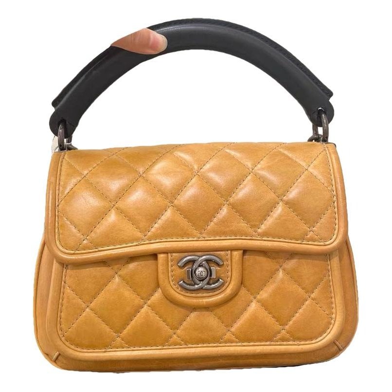 Leather handbag