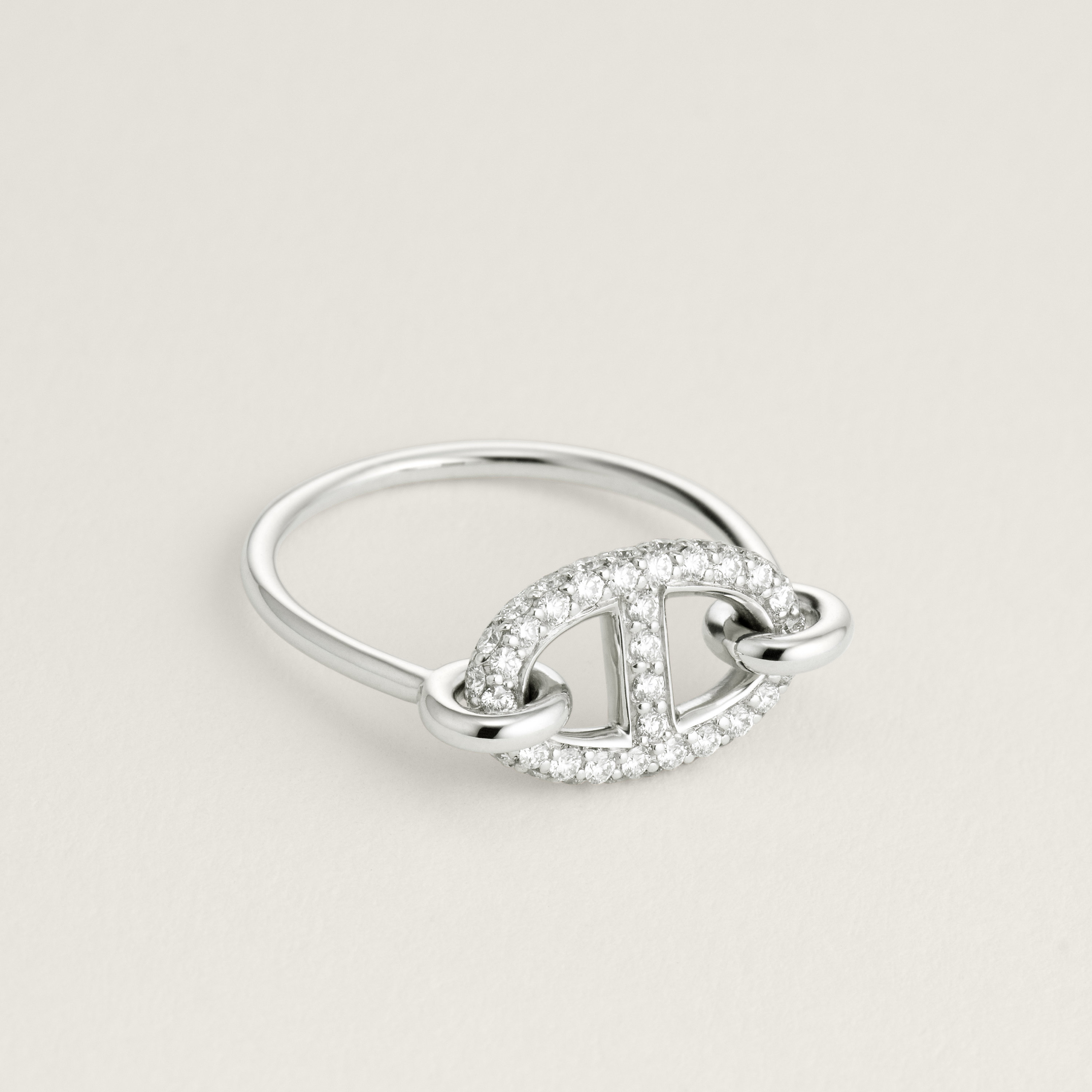 Farandole ring