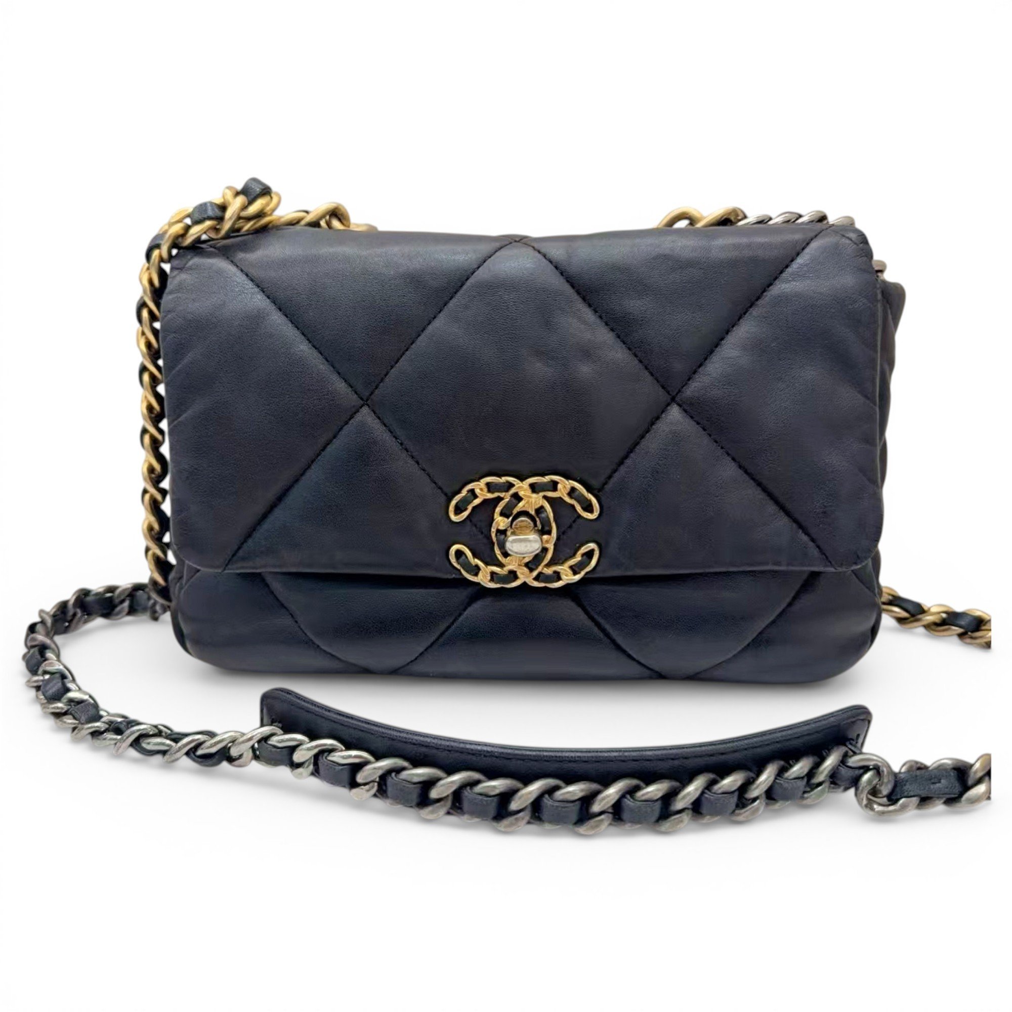 Chanel Chanel 19 leather handbag