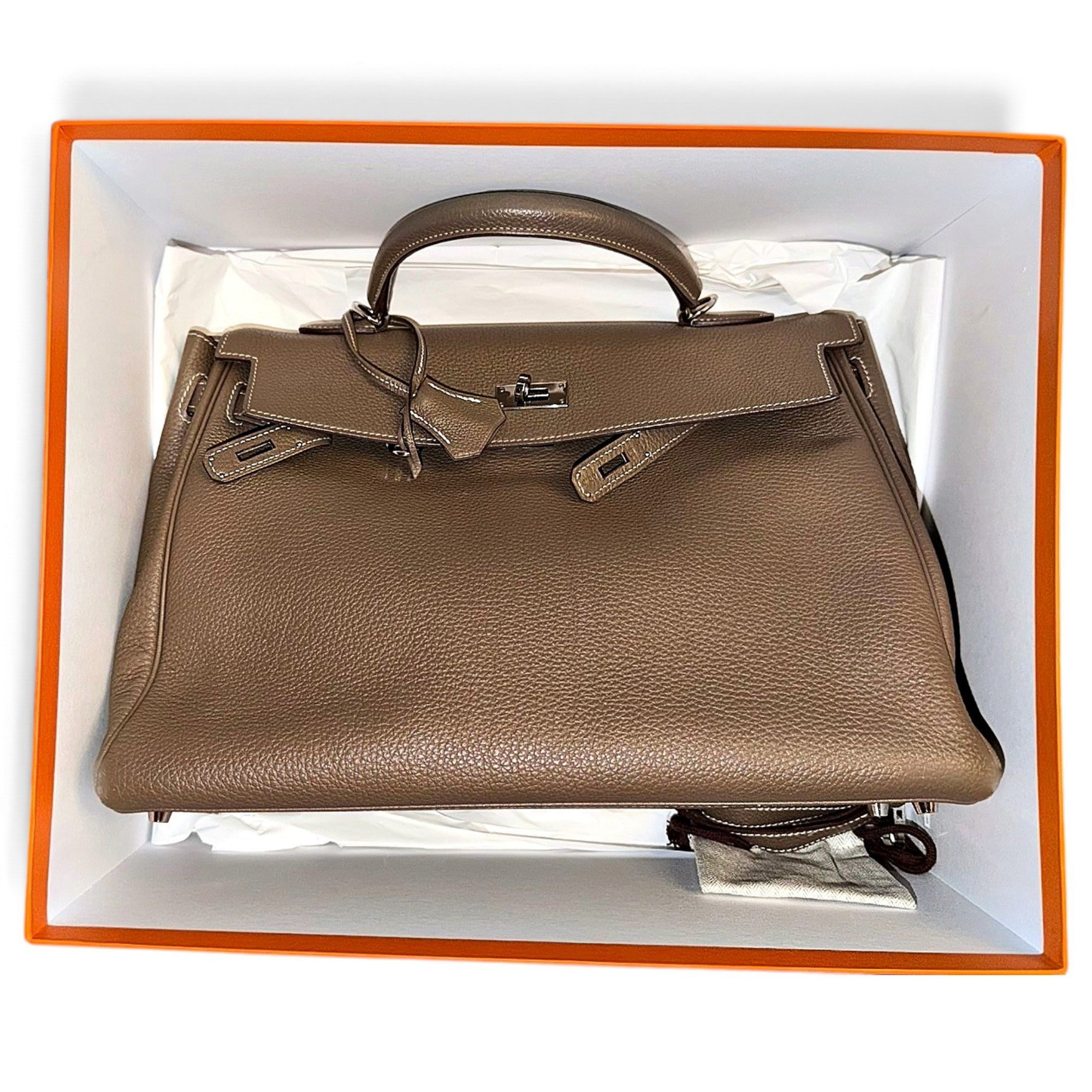 Kelly 35 leather handbag