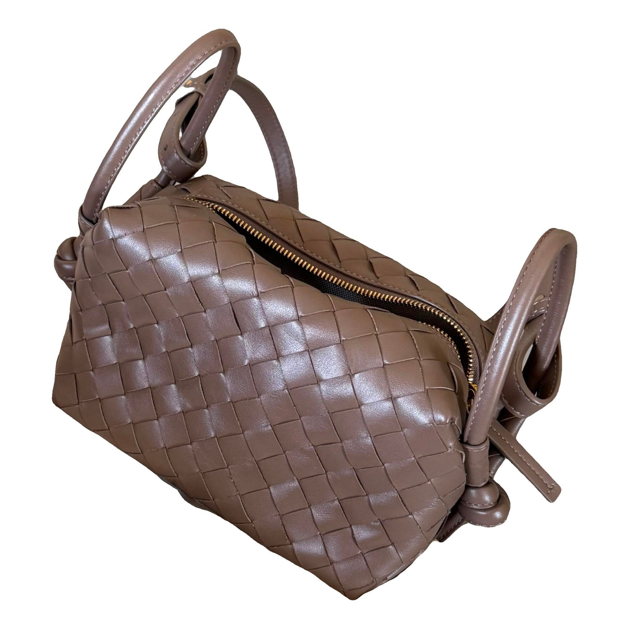 Loop leather handbag