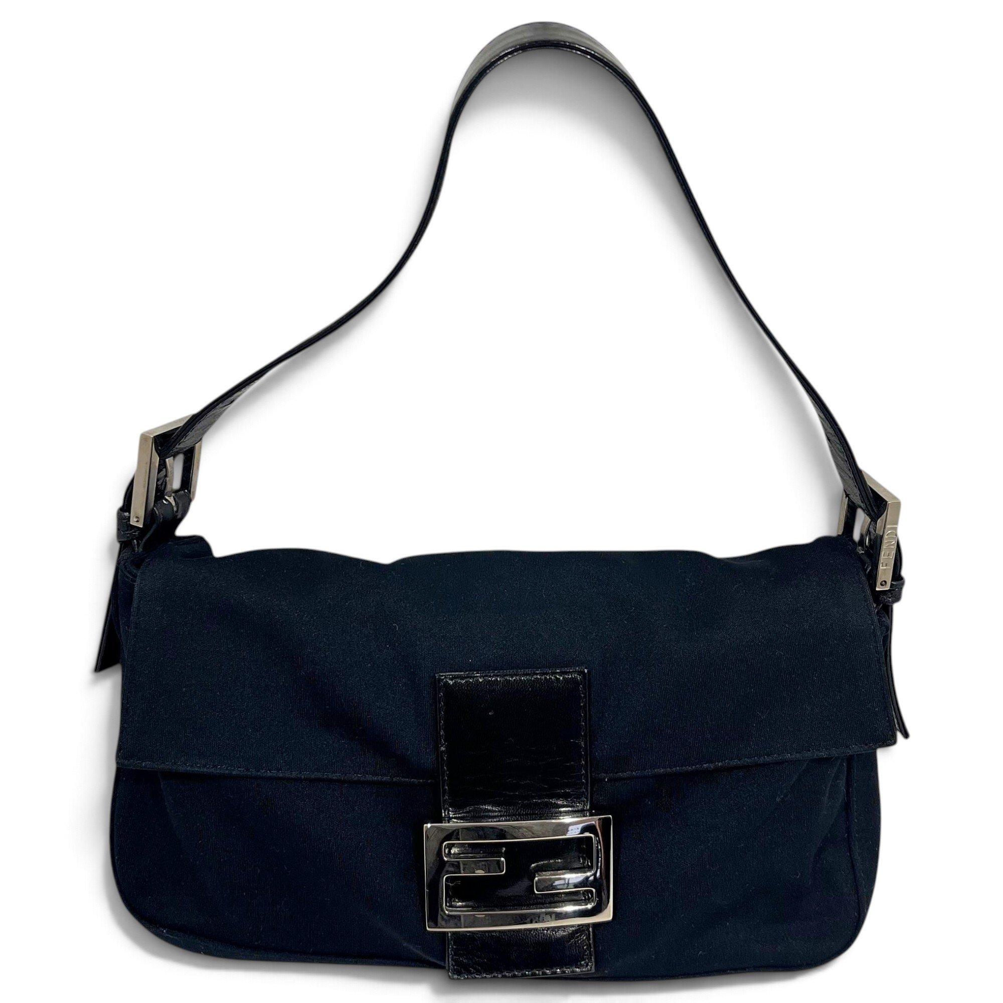 Baguette cloth handbag