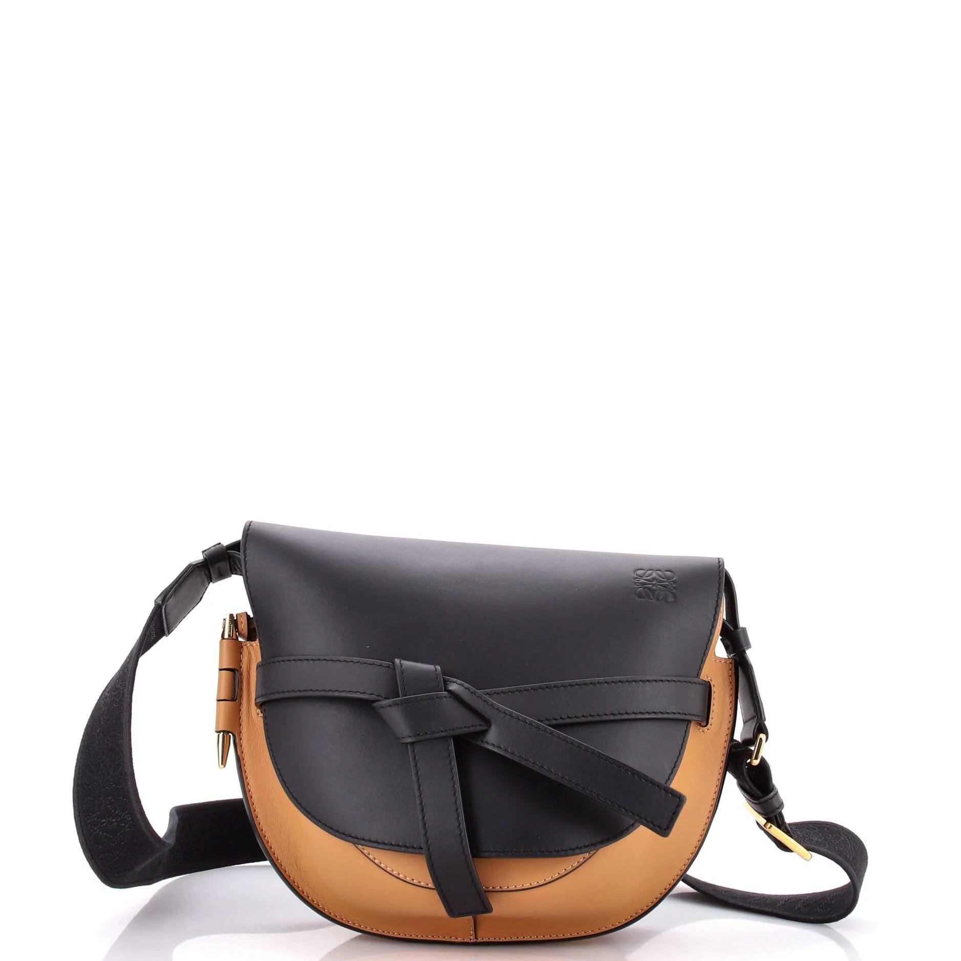 Leather crossbody bag