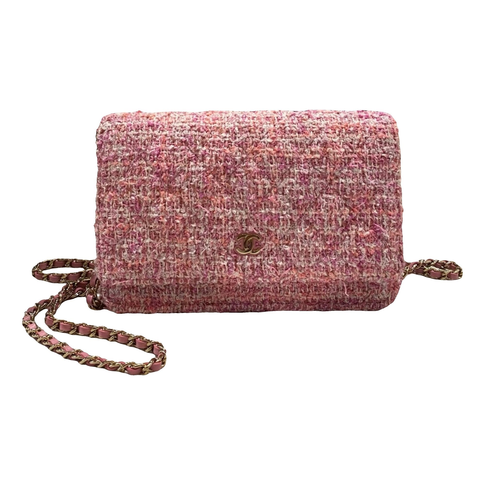 Wallet On Chain Timeless/Classique tweed crossbody bag