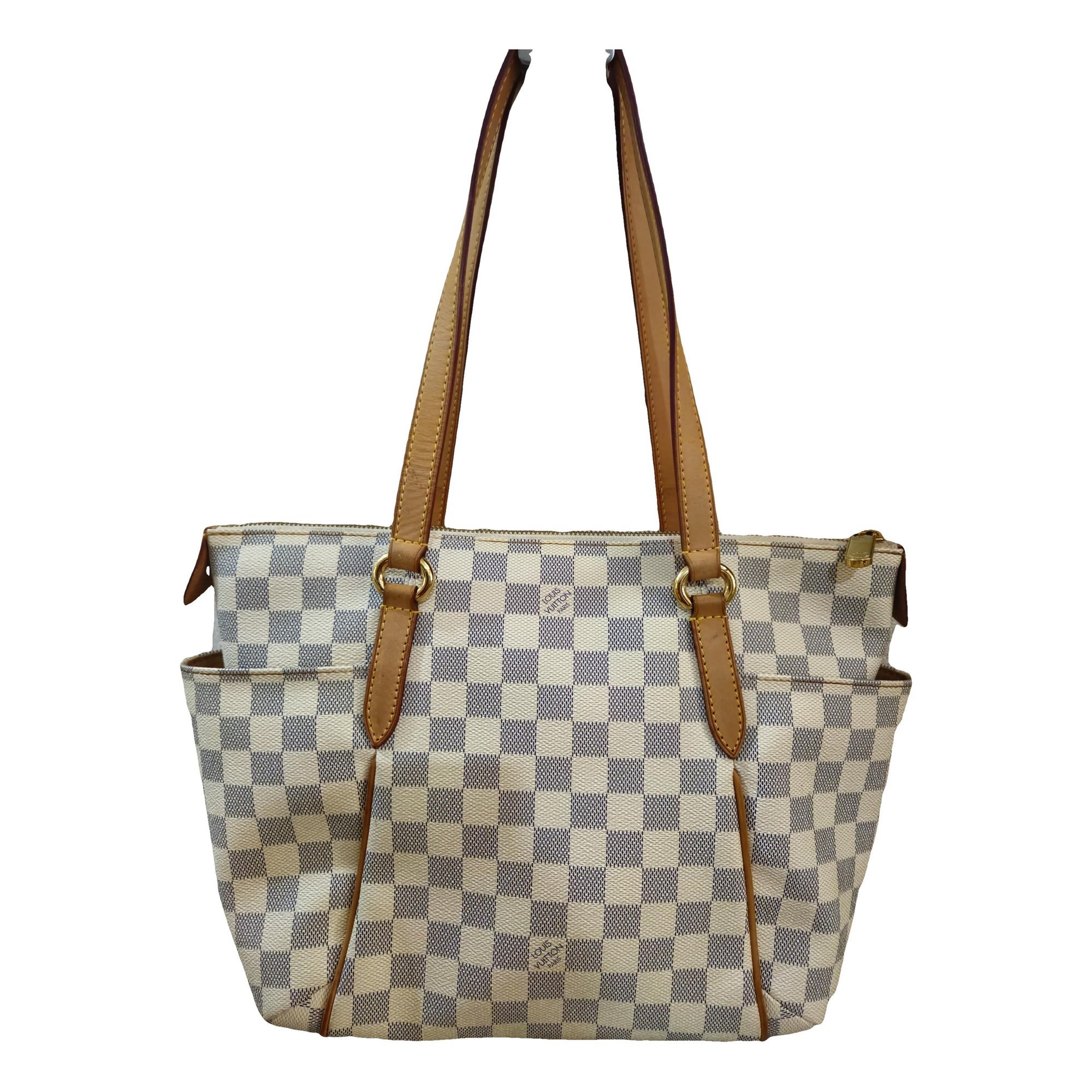 Totally leather handbag