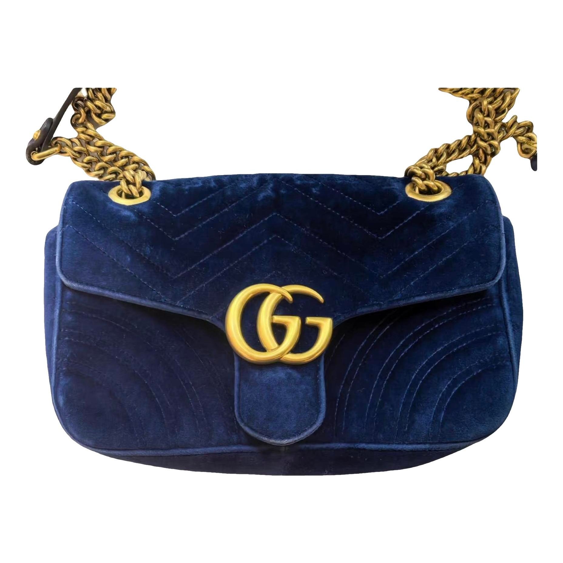 GG Marmont Flap velvet crossbody bag