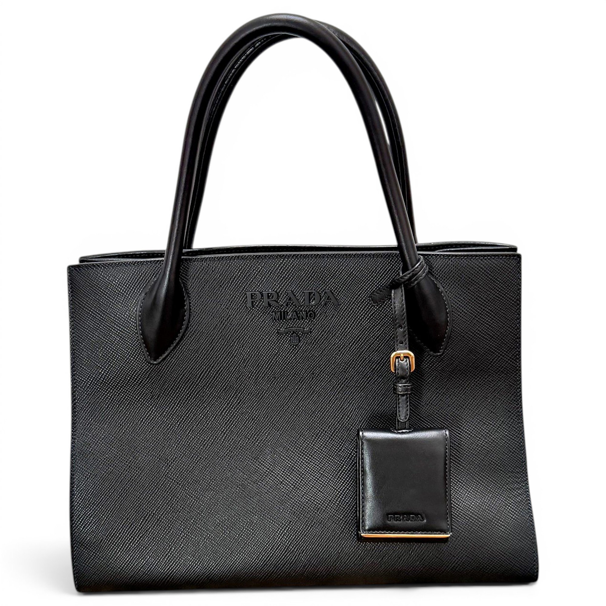 Monochrome leather handbag