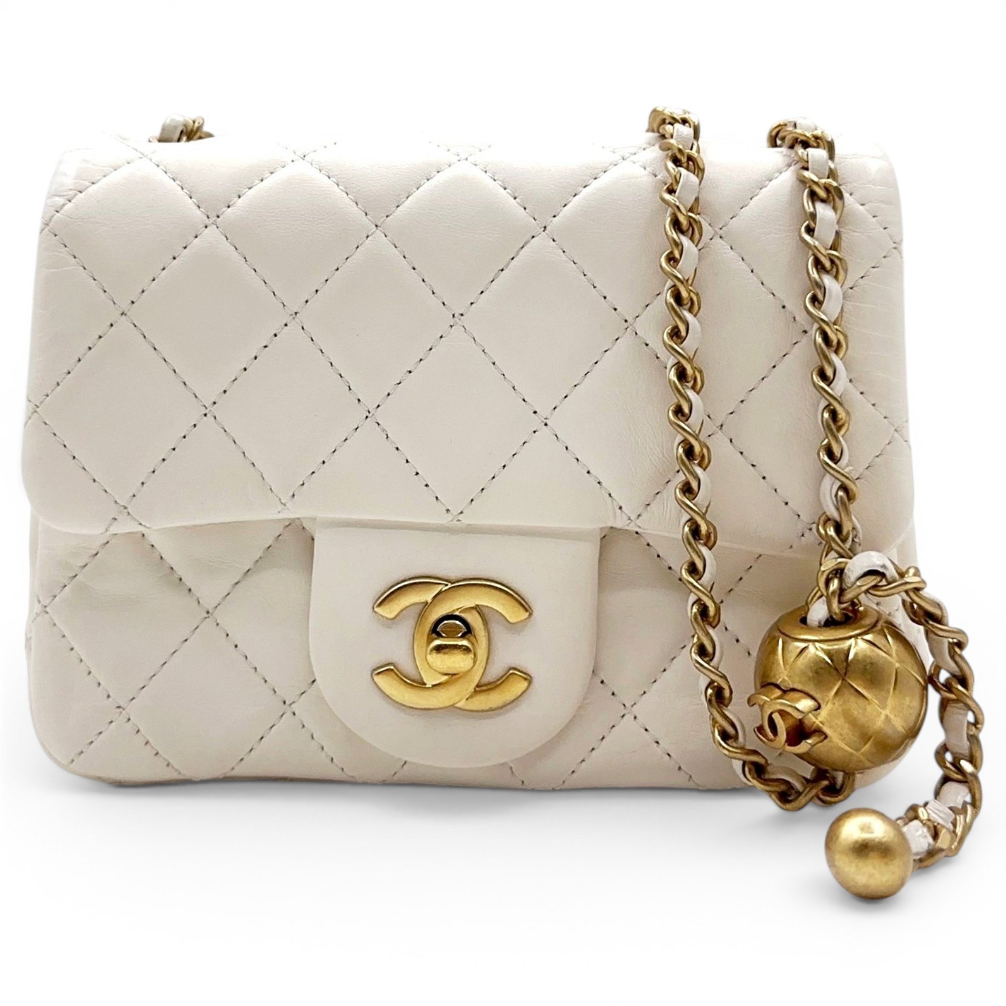 Timeless/Classique leather crossbody bag