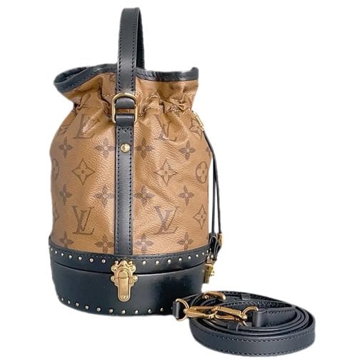 Louis Vuitton Petit Noé trunk leather handbag