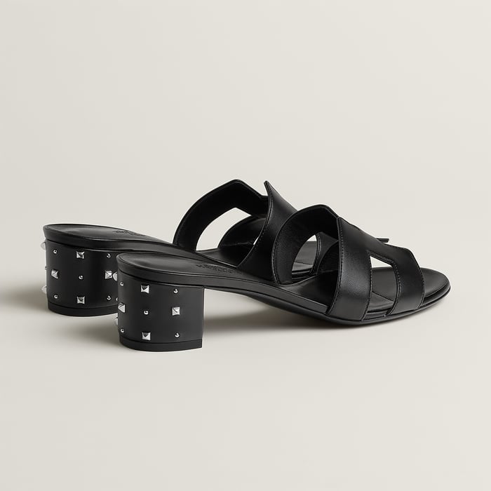Noir Oasis Sandal