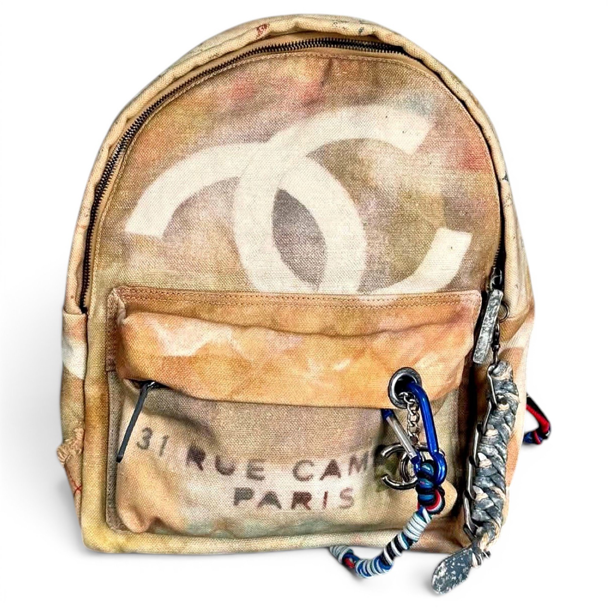 Graffiti cloth backpack