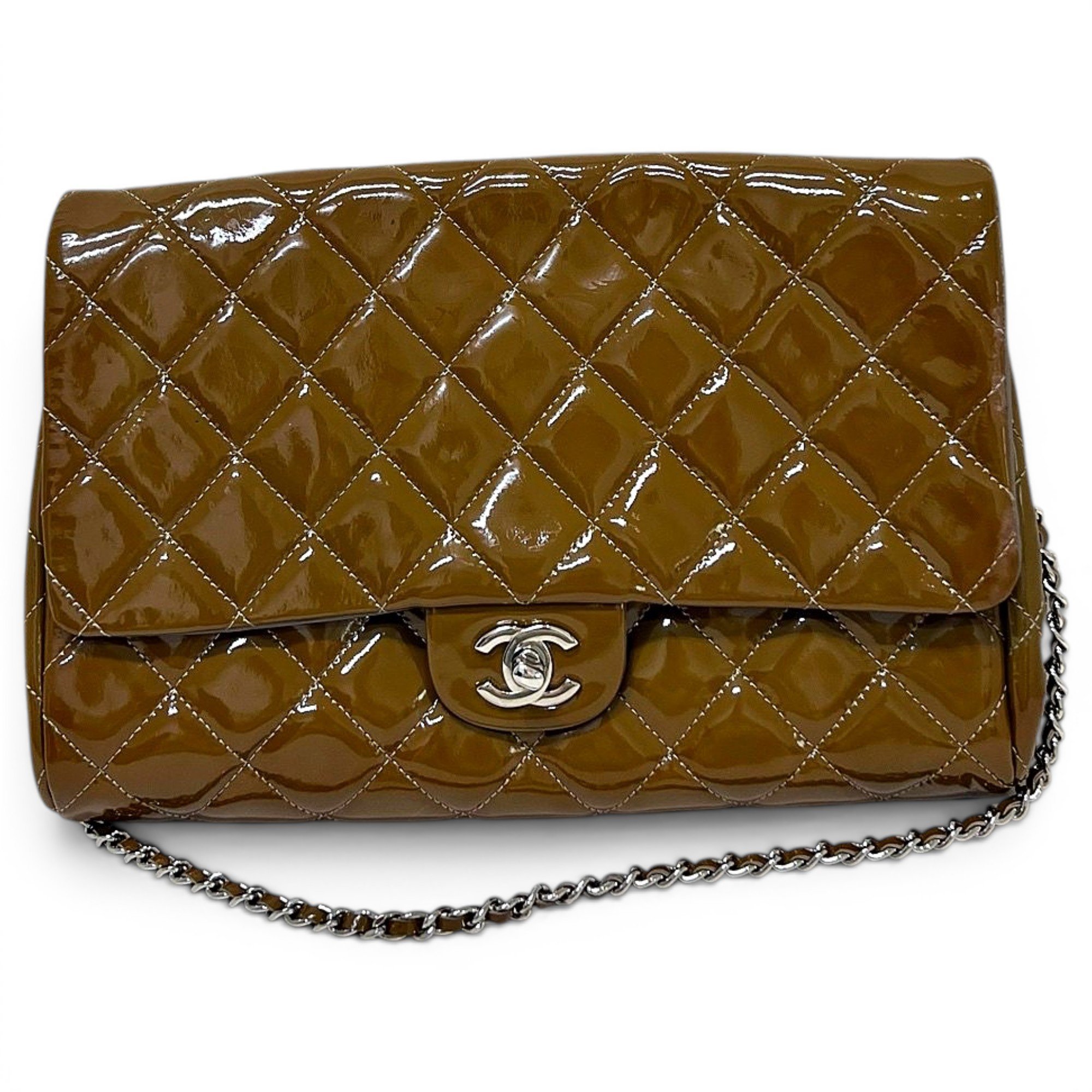 Timeless/Classique patent leather crossbody bag