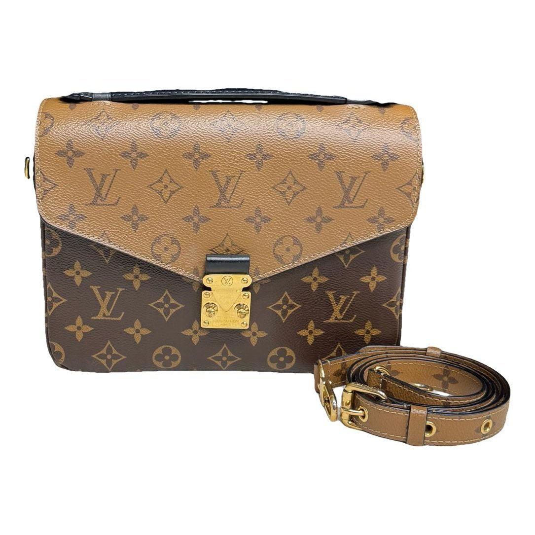 Metis leather handbag
