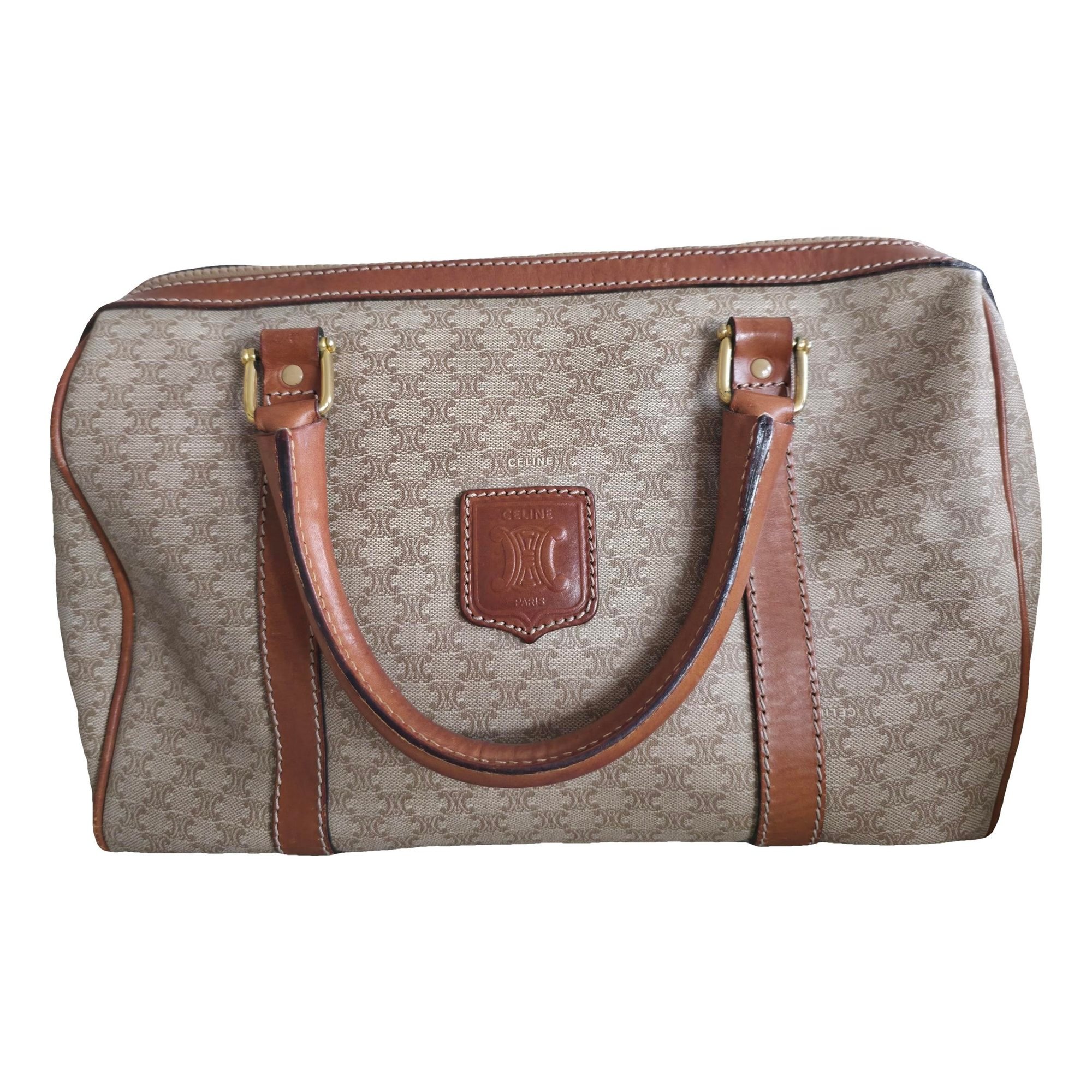Leather travel bag