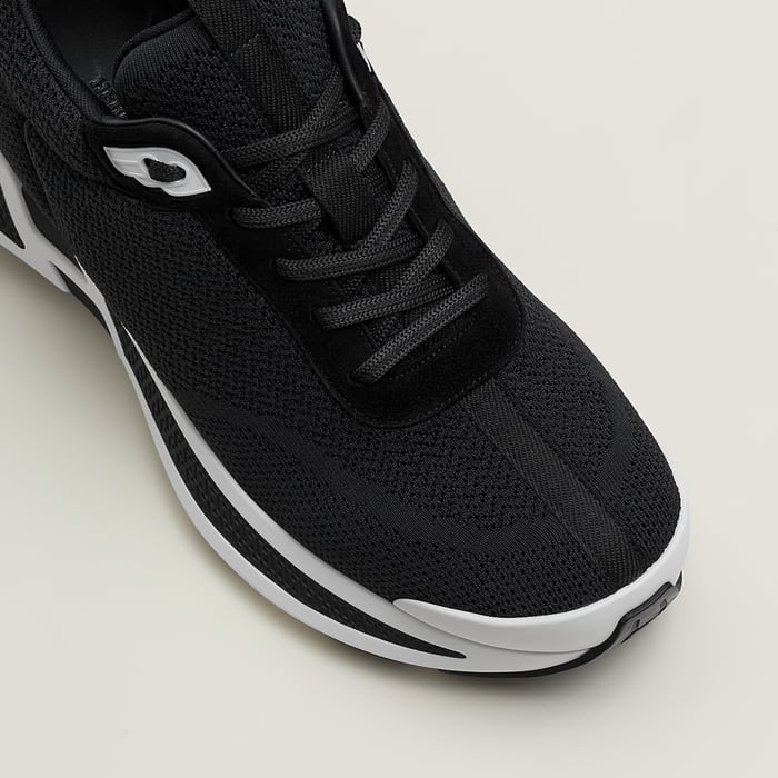 Noir Heros Sneaker