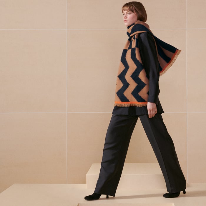 Ikat Electro 스톨
