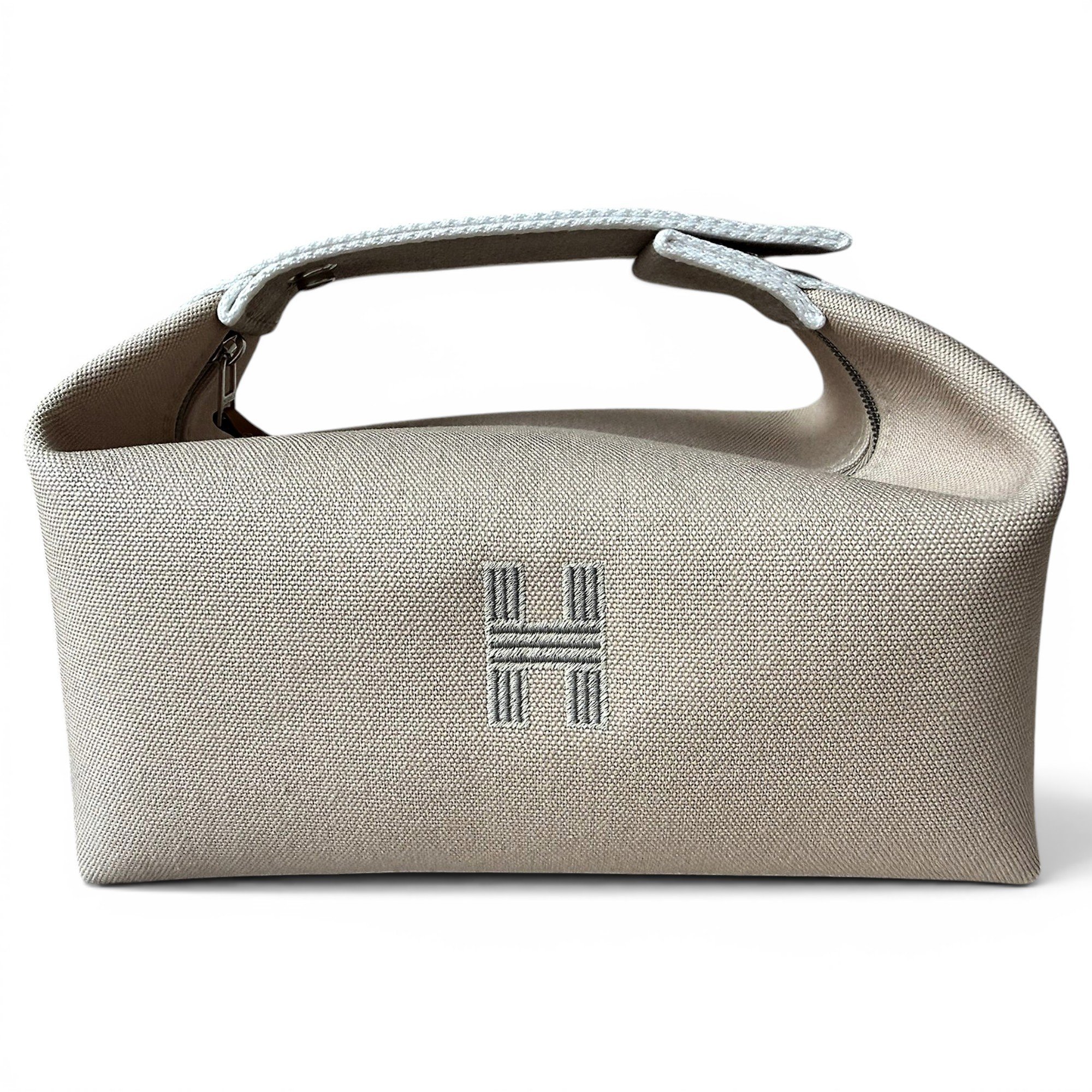 Bride à brac cloth travel bag