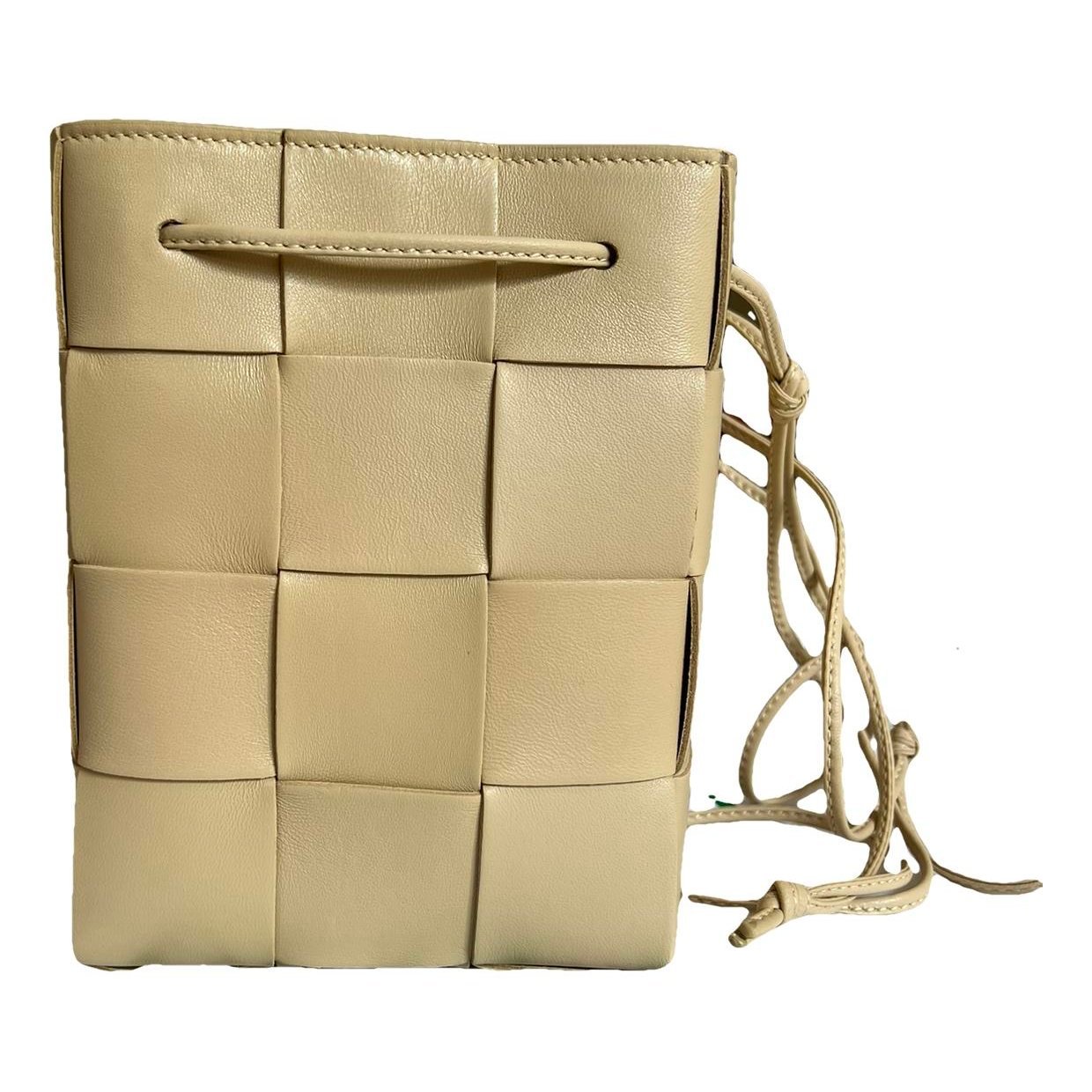 Cassette Bucket leather crossbody bag