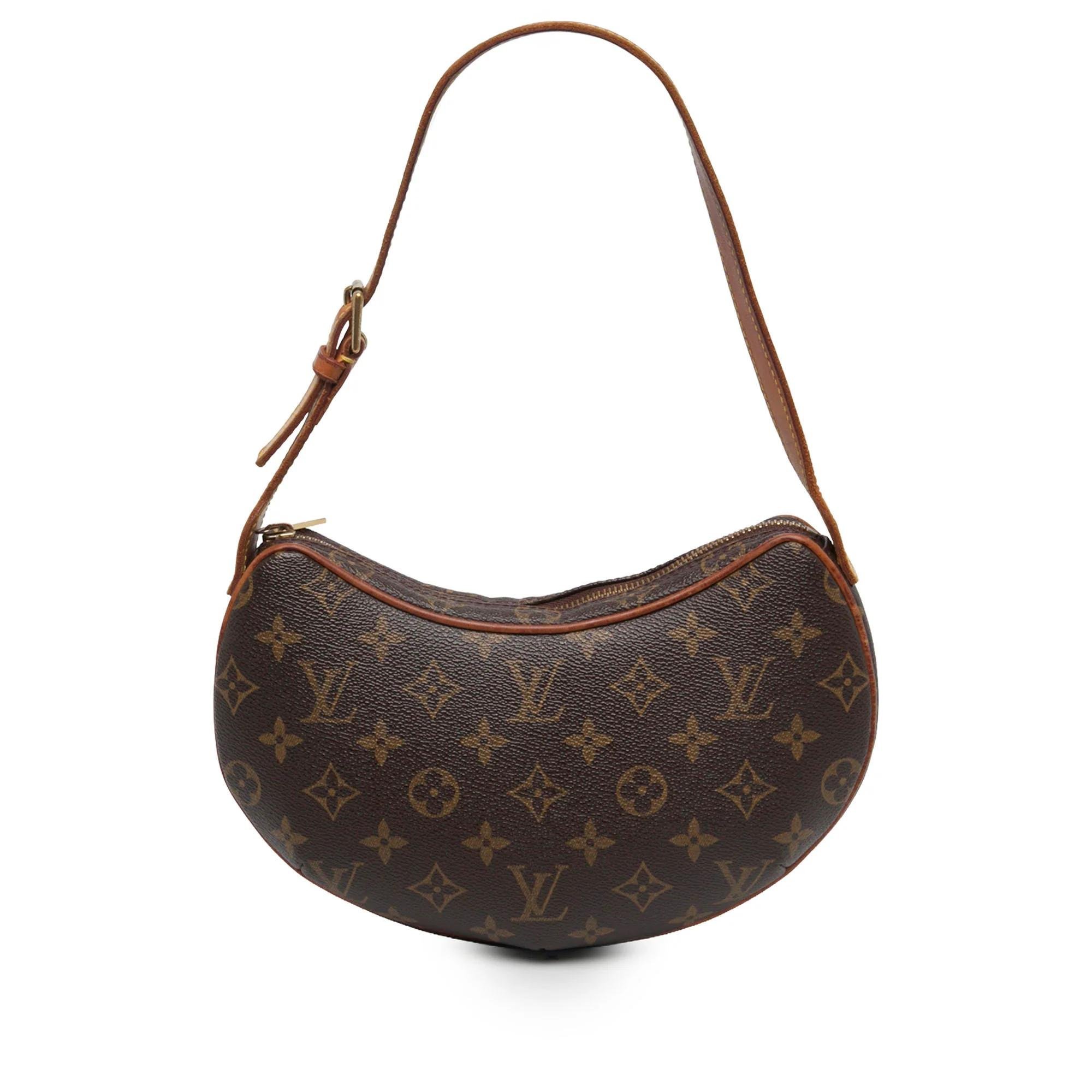Croissant leather handbag