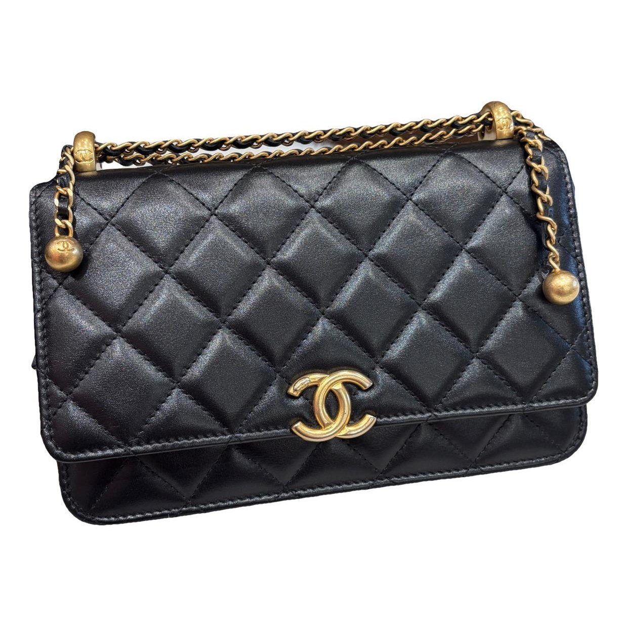 Wallet On Chain Chanel 19 leather crossbody bag