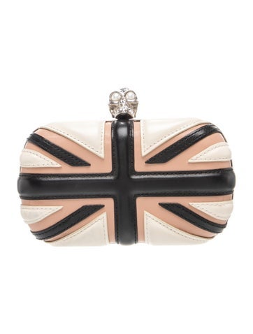 Skull Clutch
