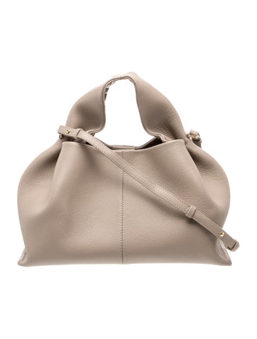 Leather Numéro Neuf