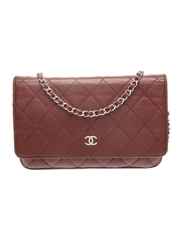 Classic Quilted Wallet On Chain