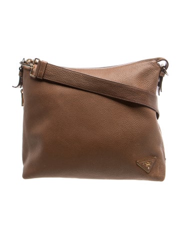 Vitello Daino Leather Shoulder Bag