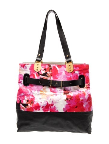Signature Tote