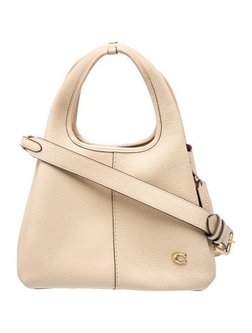 Leather Lana Shoulder Bag 23