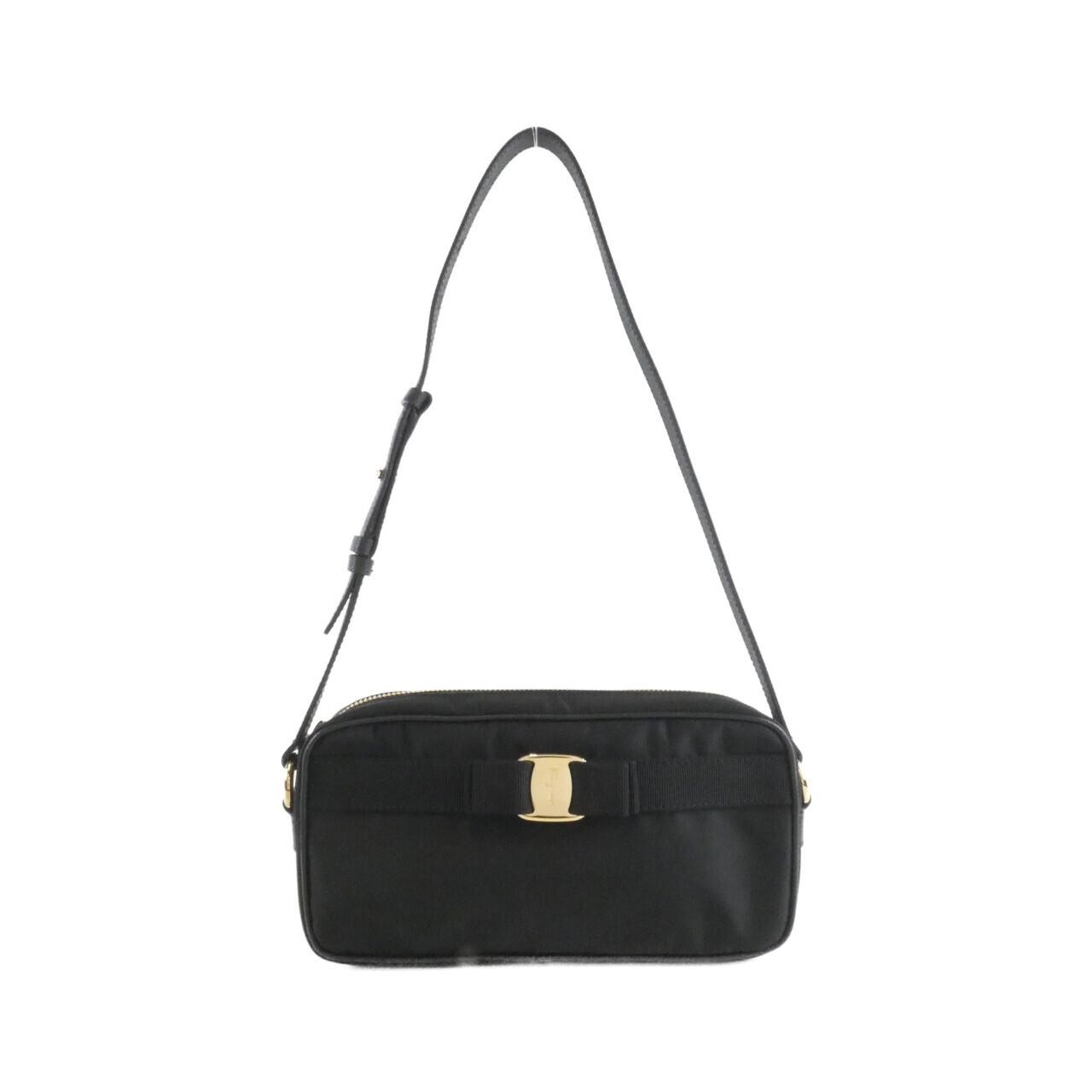 Salvatore Ferragamo 22 0353 Shoulder Bag