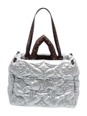 LV Monogram OnTheGo GM