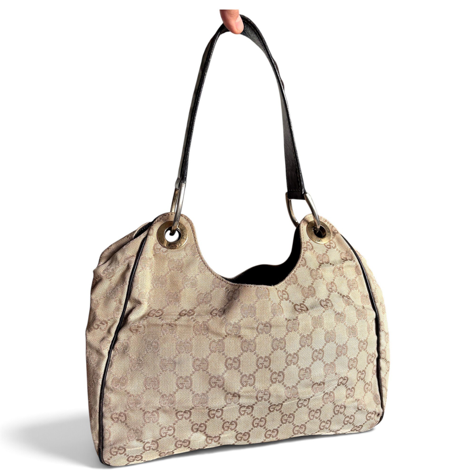 Leather handbag