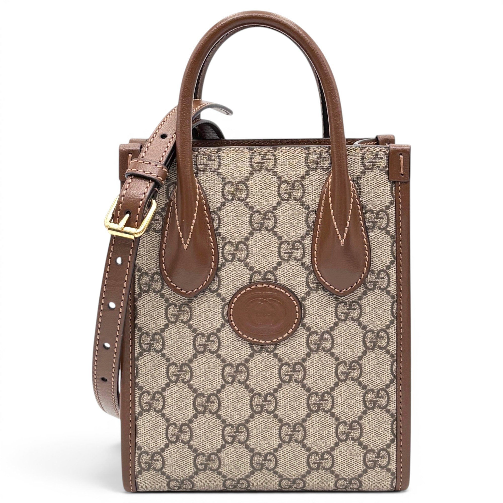 Interlocking cloth tote
